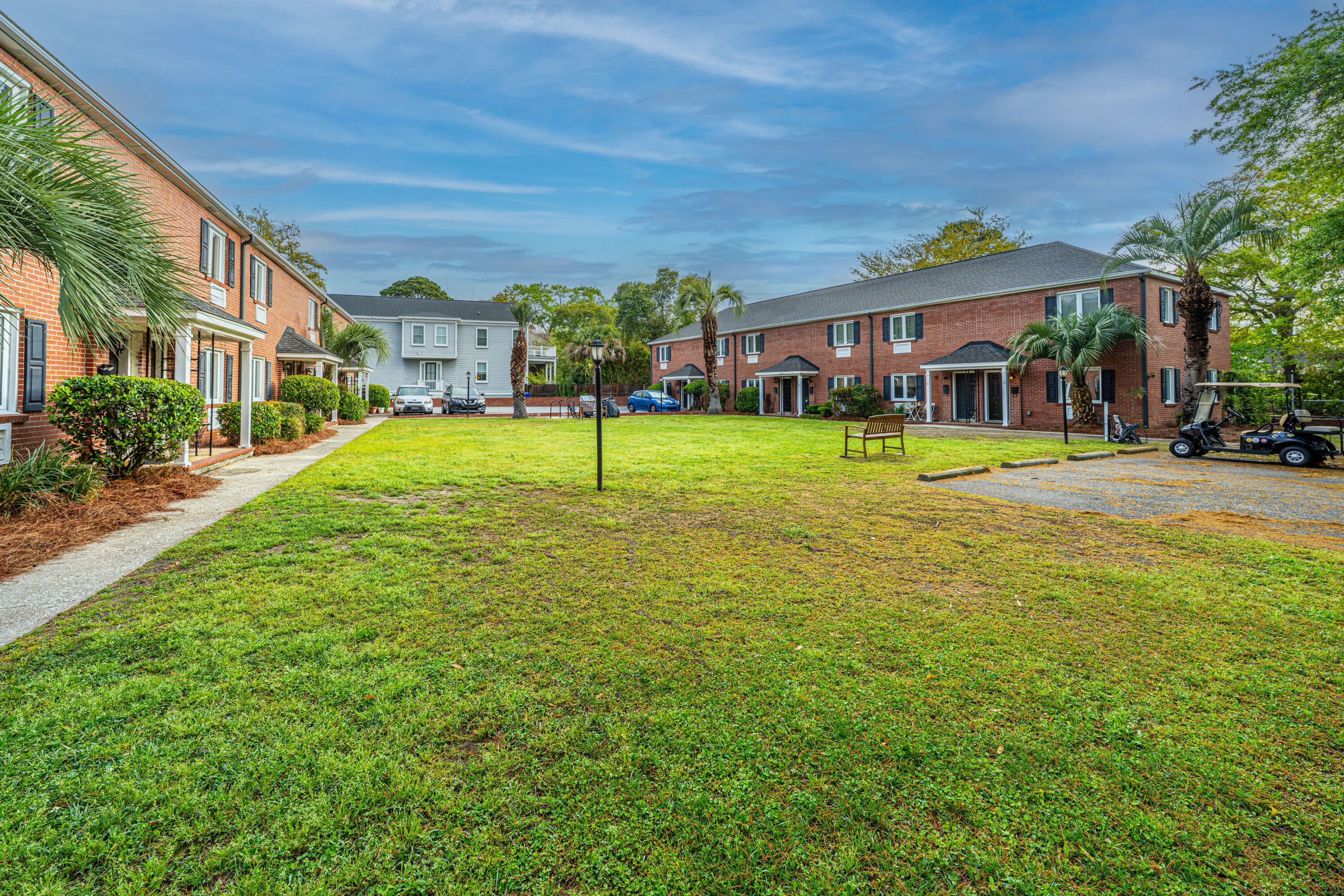 21 Hester Street, Unit 12 Charleston, SC 29403 - Photo 5 of 41 21HesterStUnit12_002