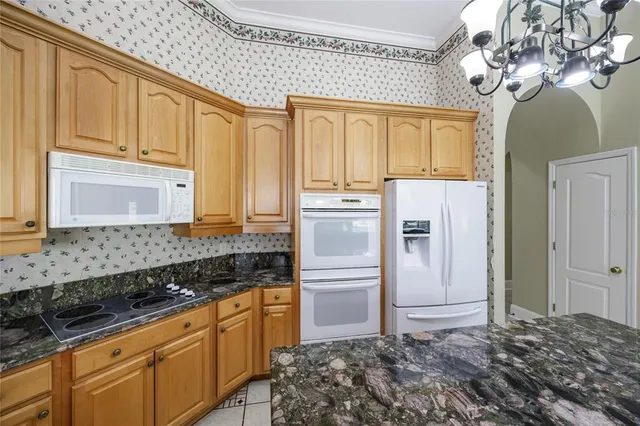 $4,800 | 7513 Southwest 35th Way, Gainesville, FL 32608