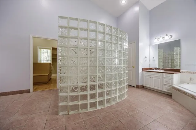 $4,800 | 7513 Southwest 35th Way, Gainesville, FL 32608