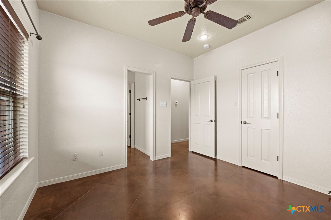 3296 Fm 935 Troy, TX 76579 - Photo 11 of 33