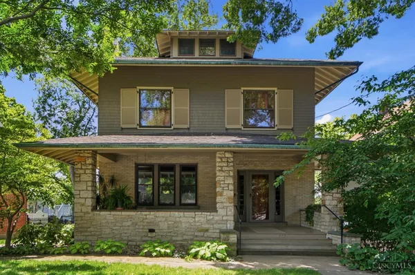$599,000 | 573 Evanswood Place, Cincinnati, OH 45220