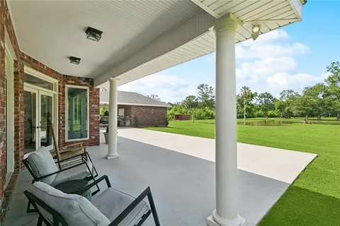 $749,000 | 11339 Willow Drive, New Orleans, LA 70131