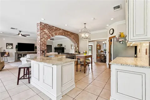 $749,000 | 11339 Willow Drive, New Orleans, LA 70131