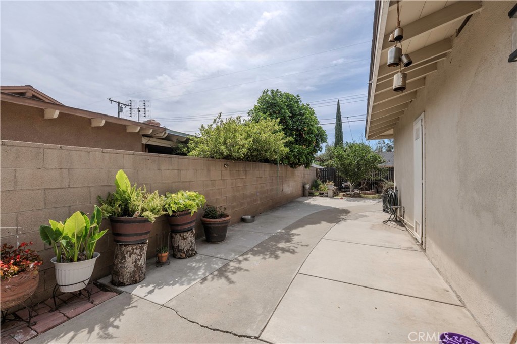 11272 Doverwood Drive Riverside, CA 92505 - Photo 24 of 30