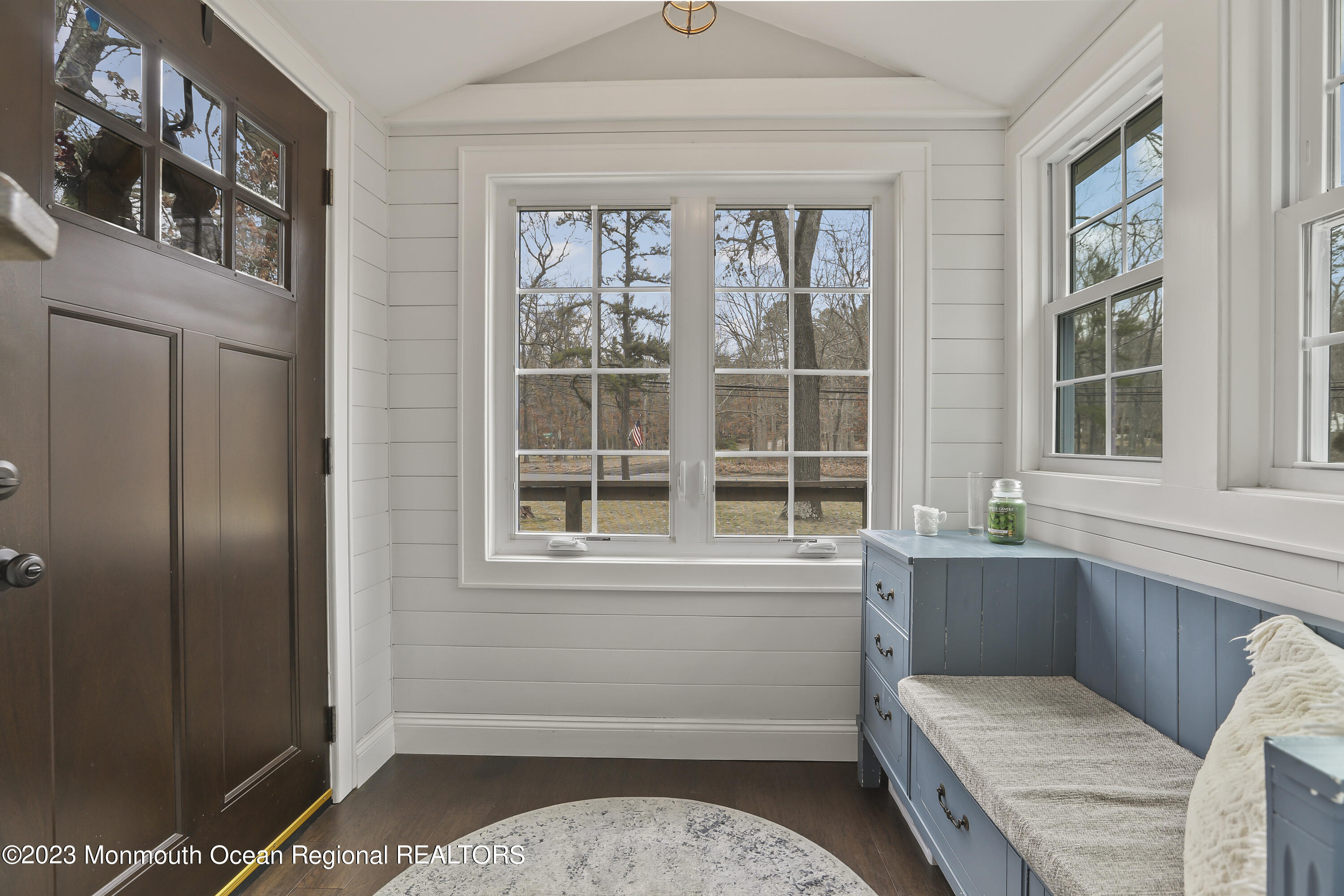 77 Thompson Bridge Road Jackson, NJ 08527 - Photo 4 of 46 Mud Room