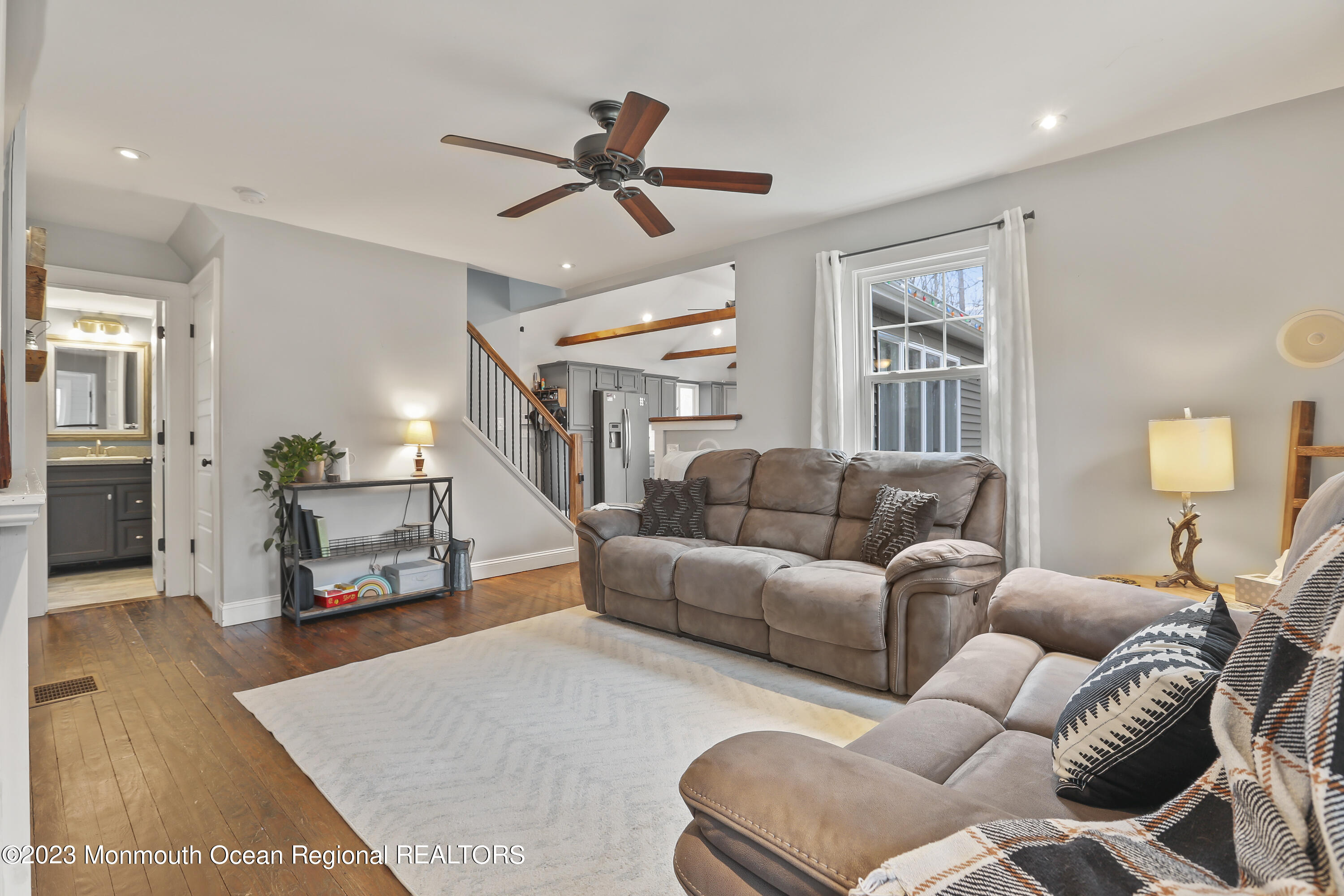 77 Thompson Bridge Road Jackson, NJ 08527 - Photo 9 of 46 Living Room