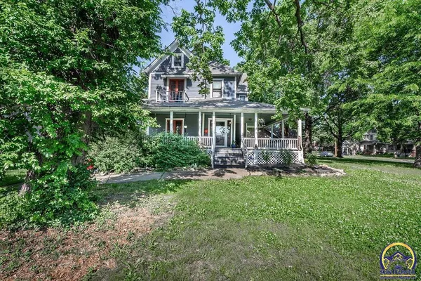 $198,600 | 1501 Southwest Mulvane Street, Topeka, KS 66604