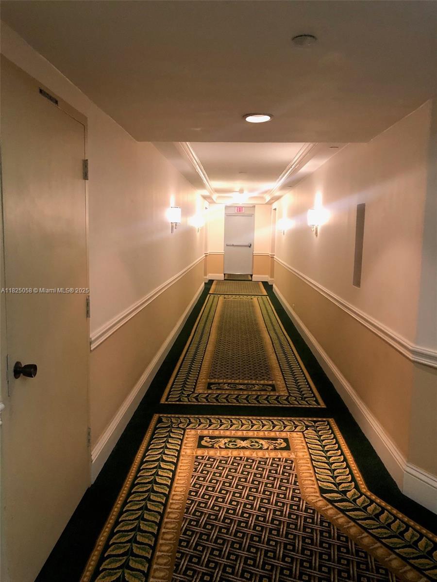 1111 Crandon Boulevard, Unit C402 Key Biscayne, FL 33149 - Photo 20 of 32 a picture of outdoor space