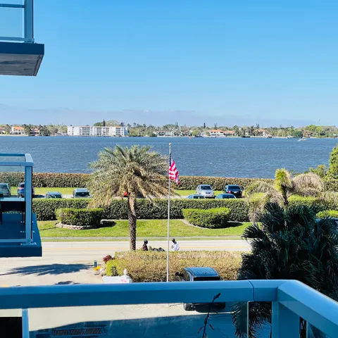 $315,000 | 3450 South Ocean Boulevard, Unit 224, Palm Beach, FL 33480