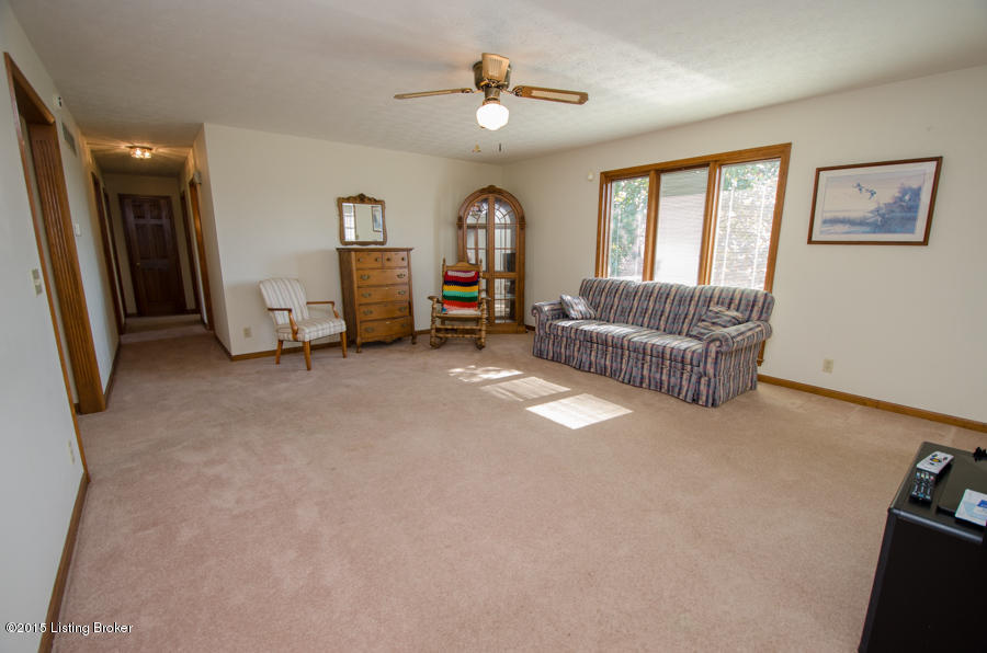 4026 Mill Road Mount Eden, KY 40046 - Photo 15 of 38 Family Room