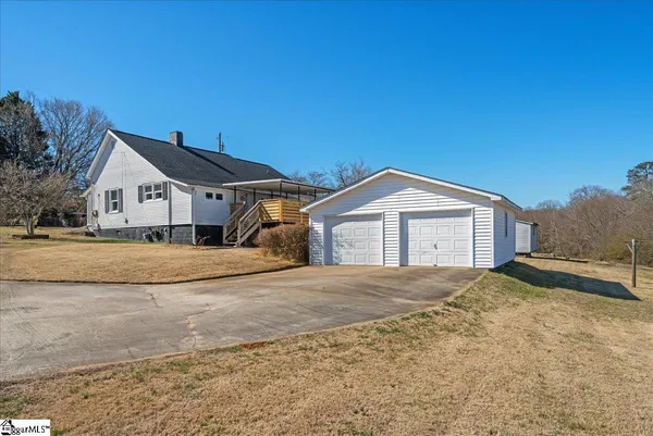 $233,000 | 6 Fuller Street, Pelzer, SC 29669