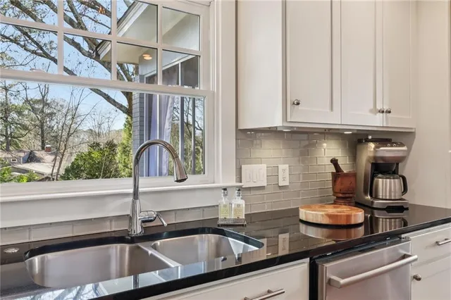 $850,000 | 101 Dartmouth Avenue, Avondale Estates, GA 30002