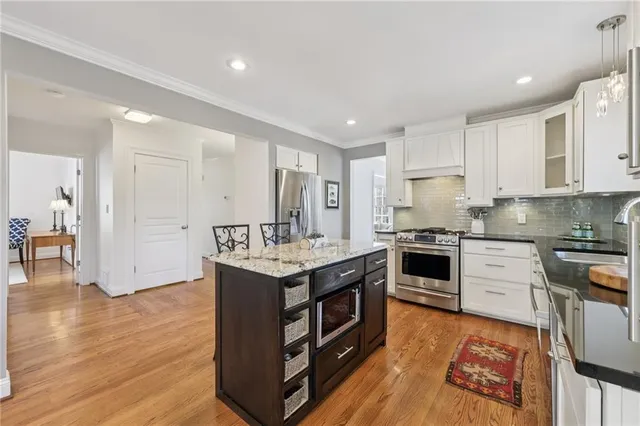 $850,000 | 101 Dartmouth Avenue, Avondale Estates, GA 30002