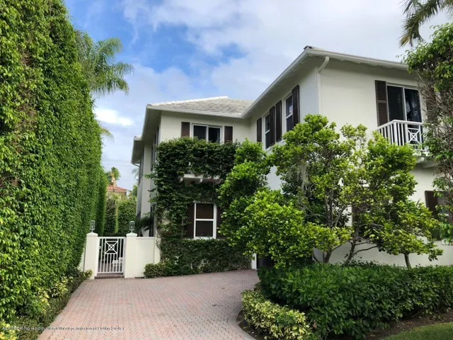 $40,000 | 249 Seminole Avenue, Palm Beach, FL 33480