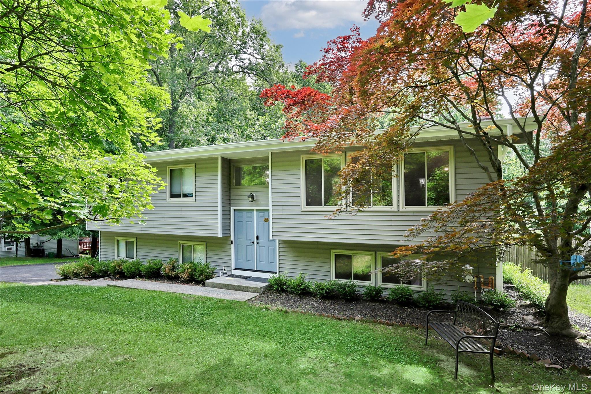 89 Regina Road Airmont, NY 10952 - Photo 1 of 29