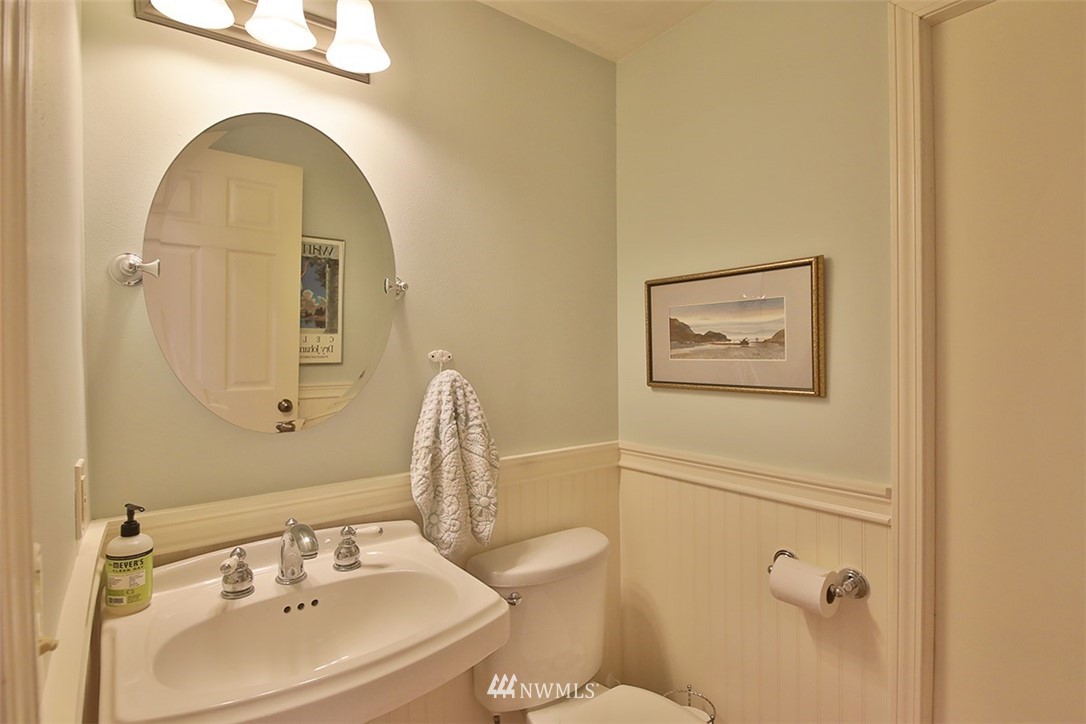 1983 East Hillvista Road Freeland, WA 98249 - Photo 14 of 40 Gallery Image 14