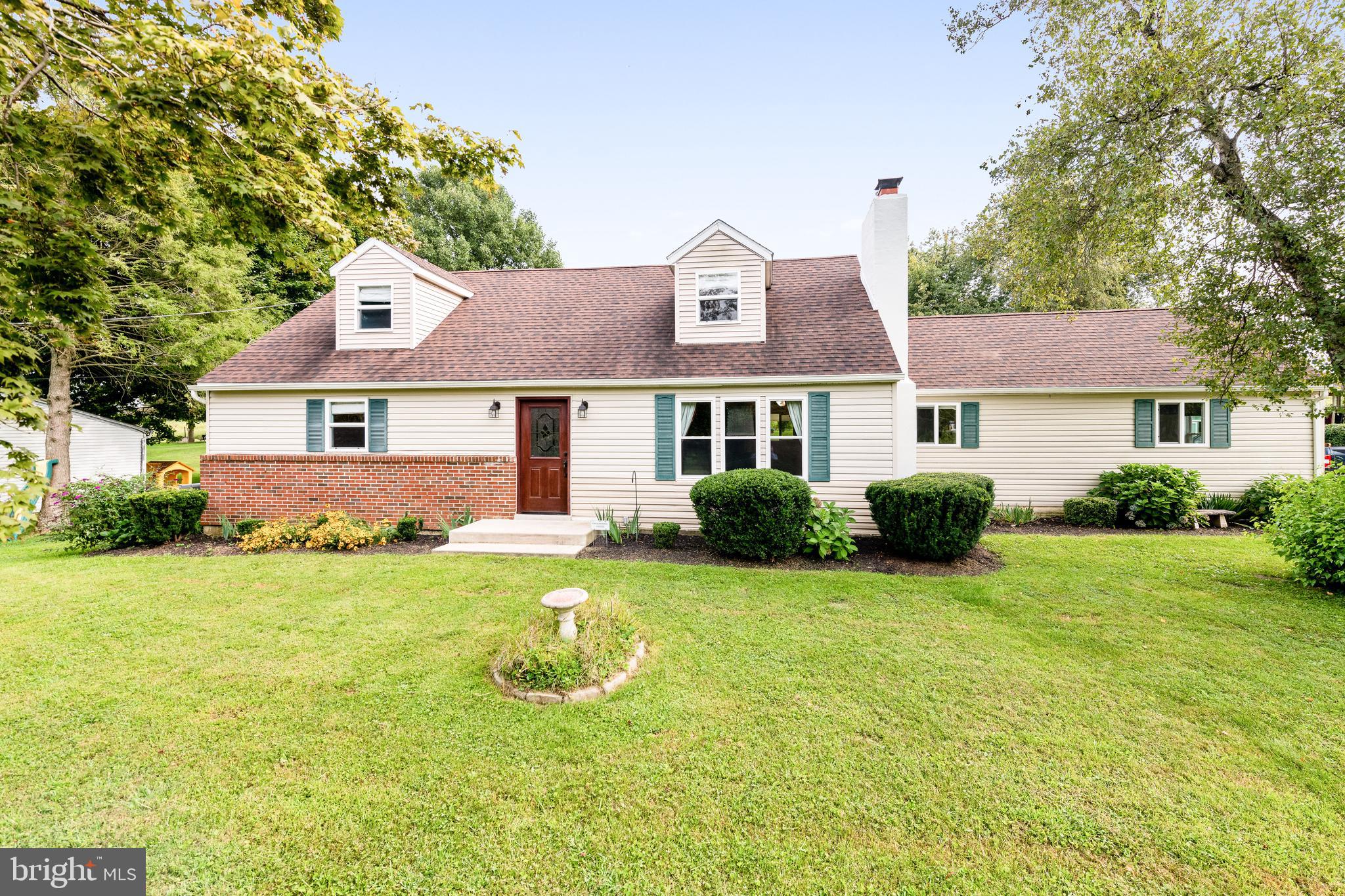 2774 West Chester Road Downingtown, PA 19335 - Photo 1 of 21 Front of home