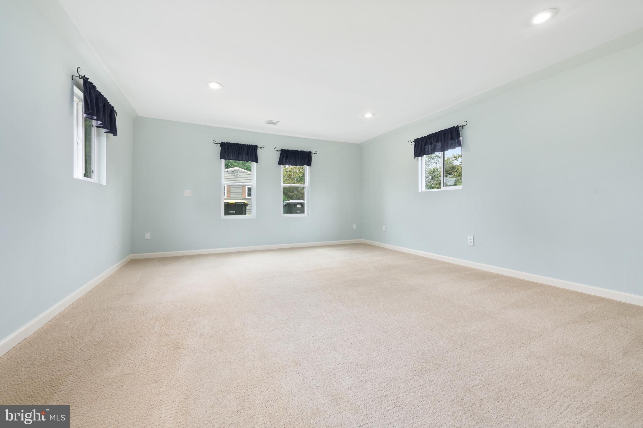 2774 West Chester Road Downingtown, PA 19335 - Photo 14 of 21 Family room