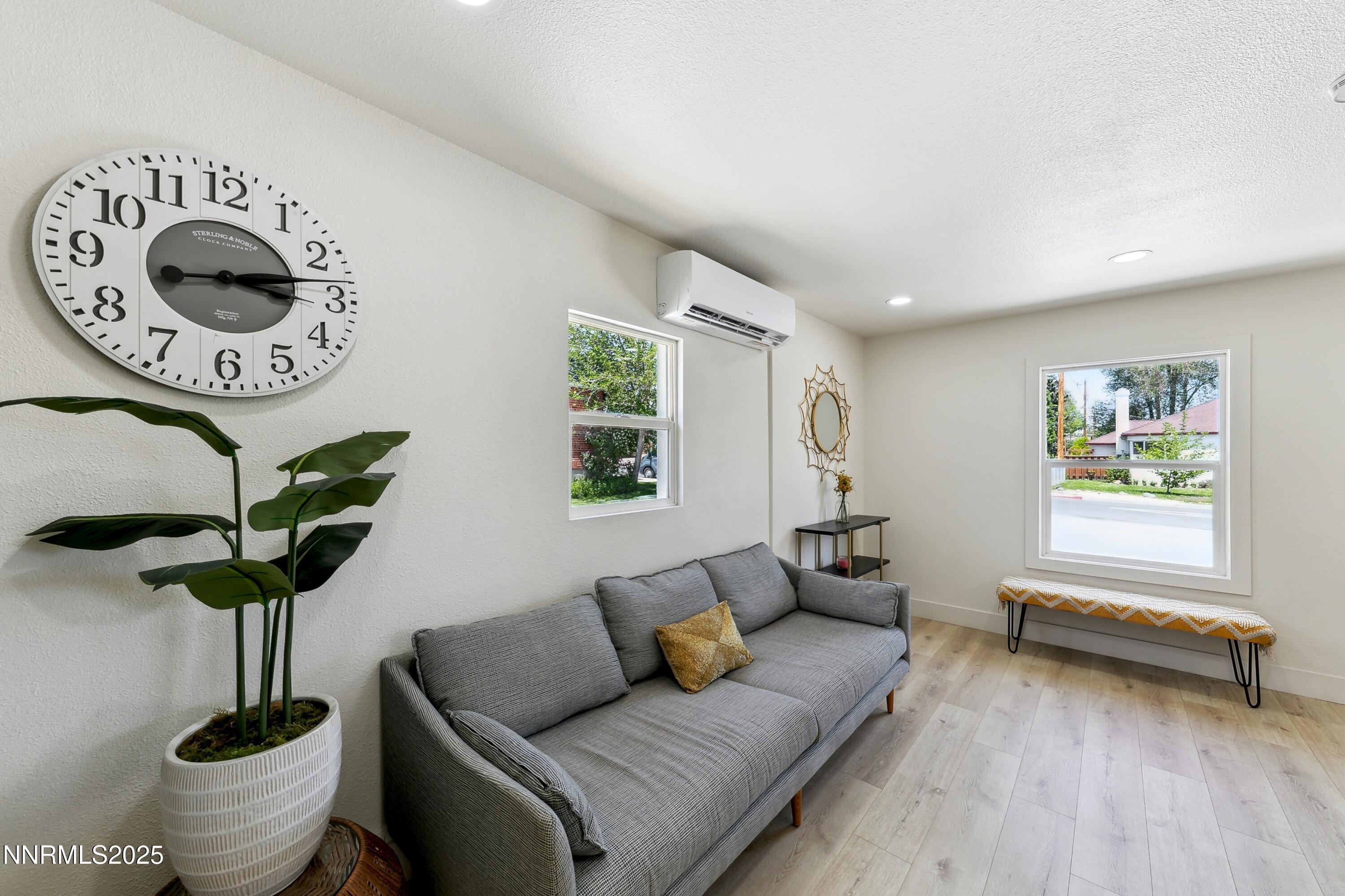 728 West Pueblo Street Reno, NV 89509 - Photo 11 of 33 a living room with furniture and a window