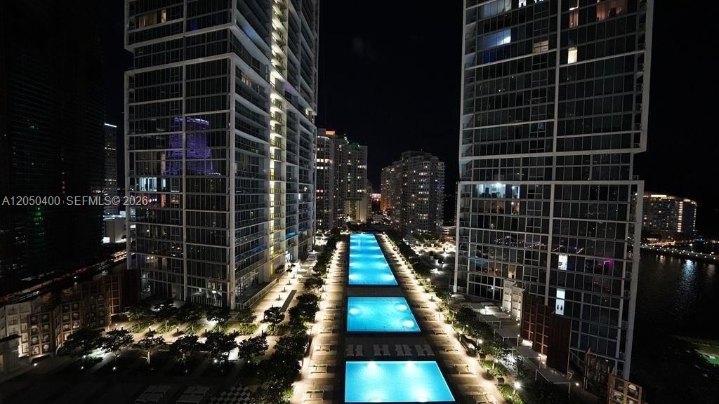 475 Brickell Avenue, Unit 1012 Miami, FL 33131 - Photo 27 of 34