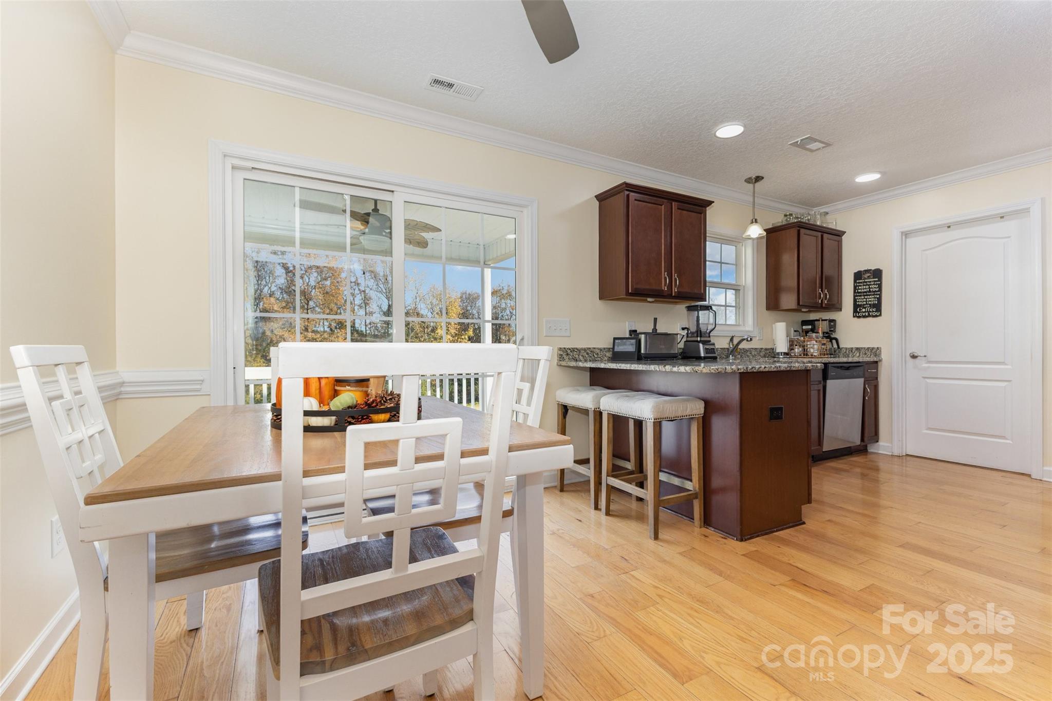 439 Pamela Road York, SC 29745 - Photo 4 of 35 a kitchen with stainless steel appliances granite countertop a stove and a sink