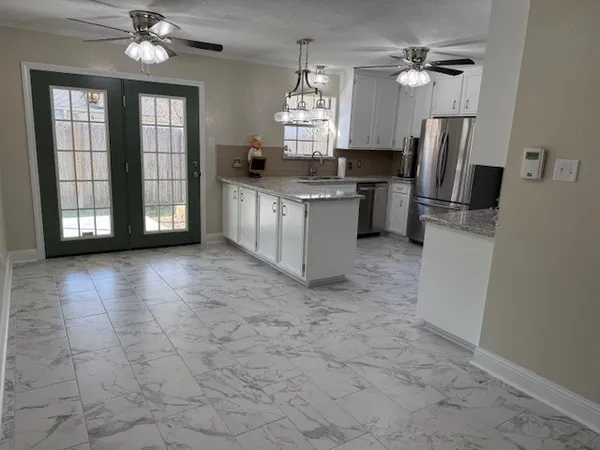 $192,900 | 5650 Longwood Street, Beaumont, TX 77707