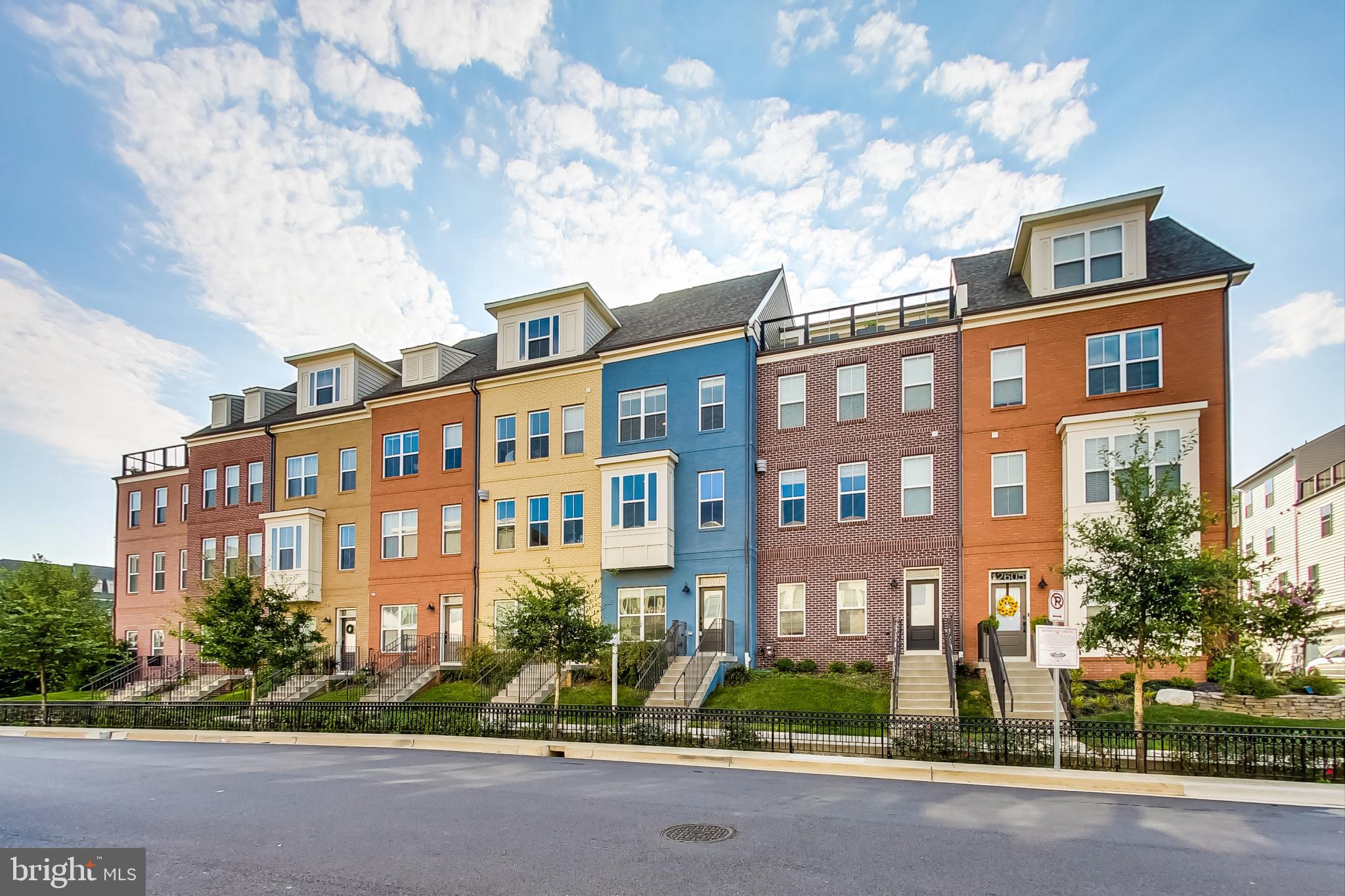 12609 Macaulay Street Silver Spring, MD 20906 - Photo 4 of 38 a front view of a building