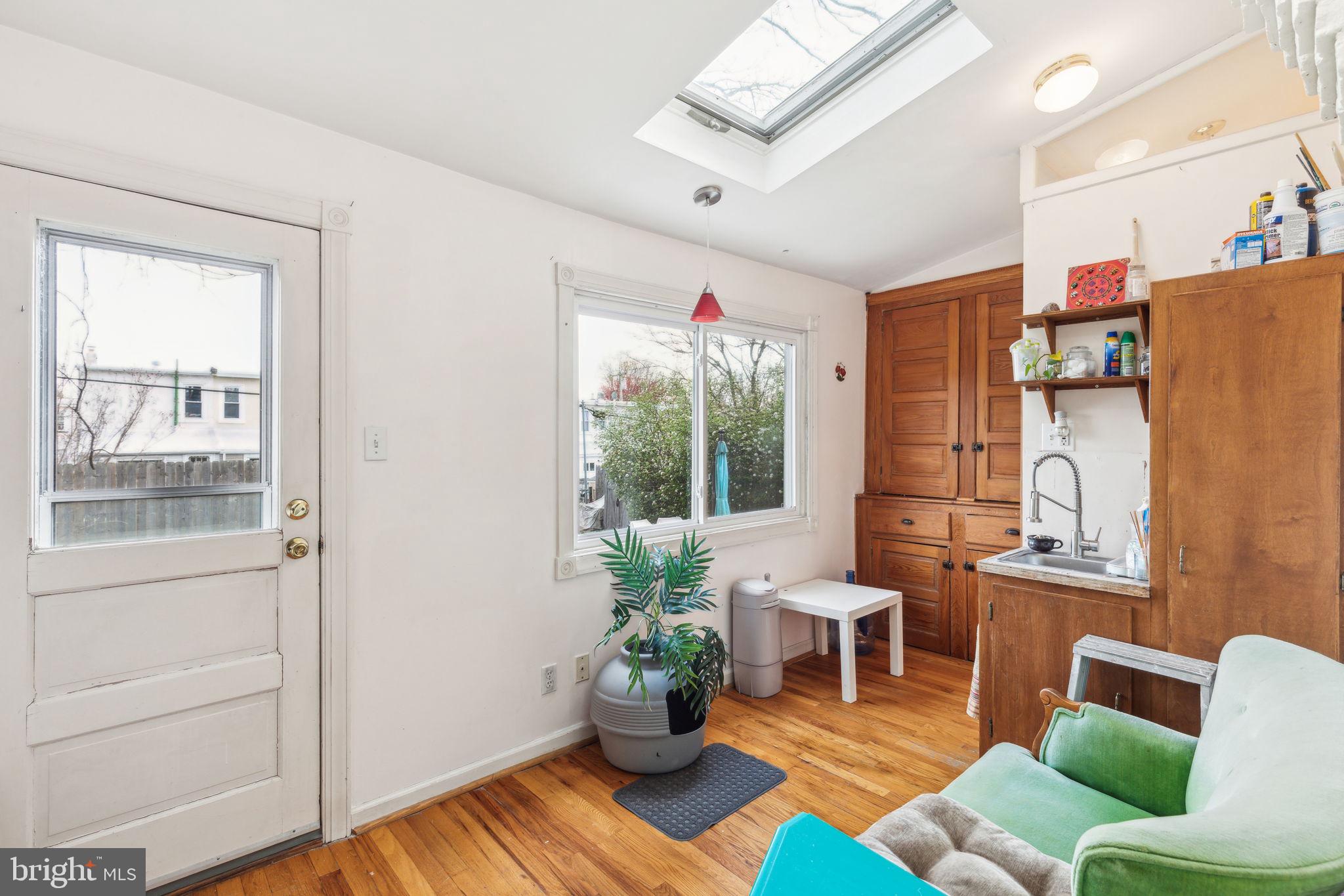 335 Rector Street Philadelphia, PA 19128 - Photo 11 of 29 Sun Room