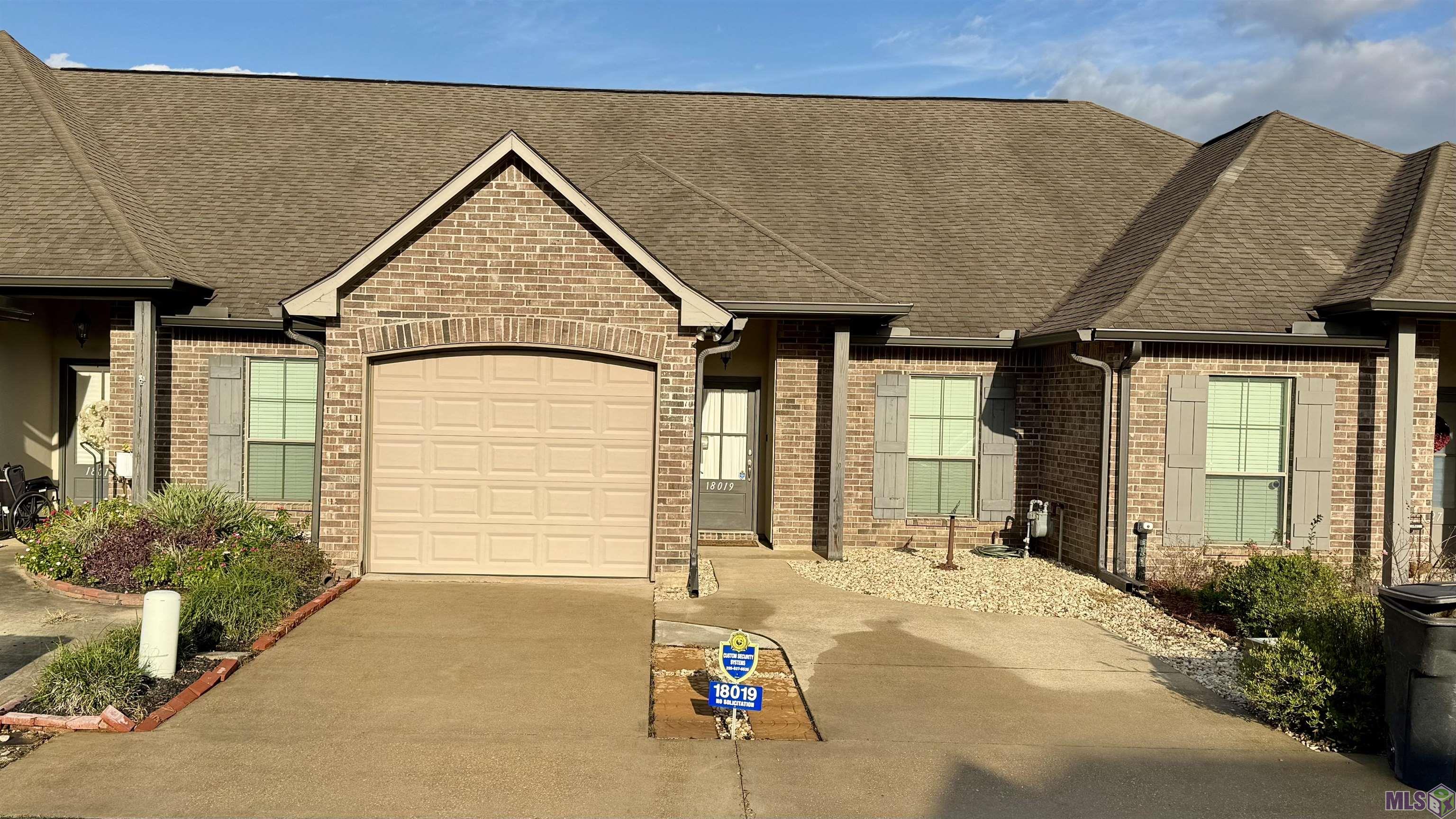 2 Bedroom on the Lake