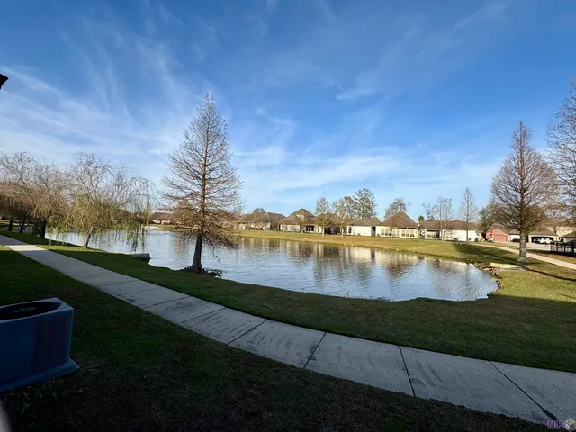 $225,000 | 18019 Spring Creek Drive, Baton Rouge, LA 70817