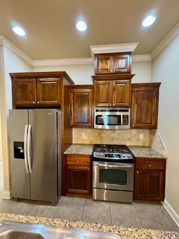 $225,000 | 18019 Spring Creek Drive, Baton Rouge, LA 70817