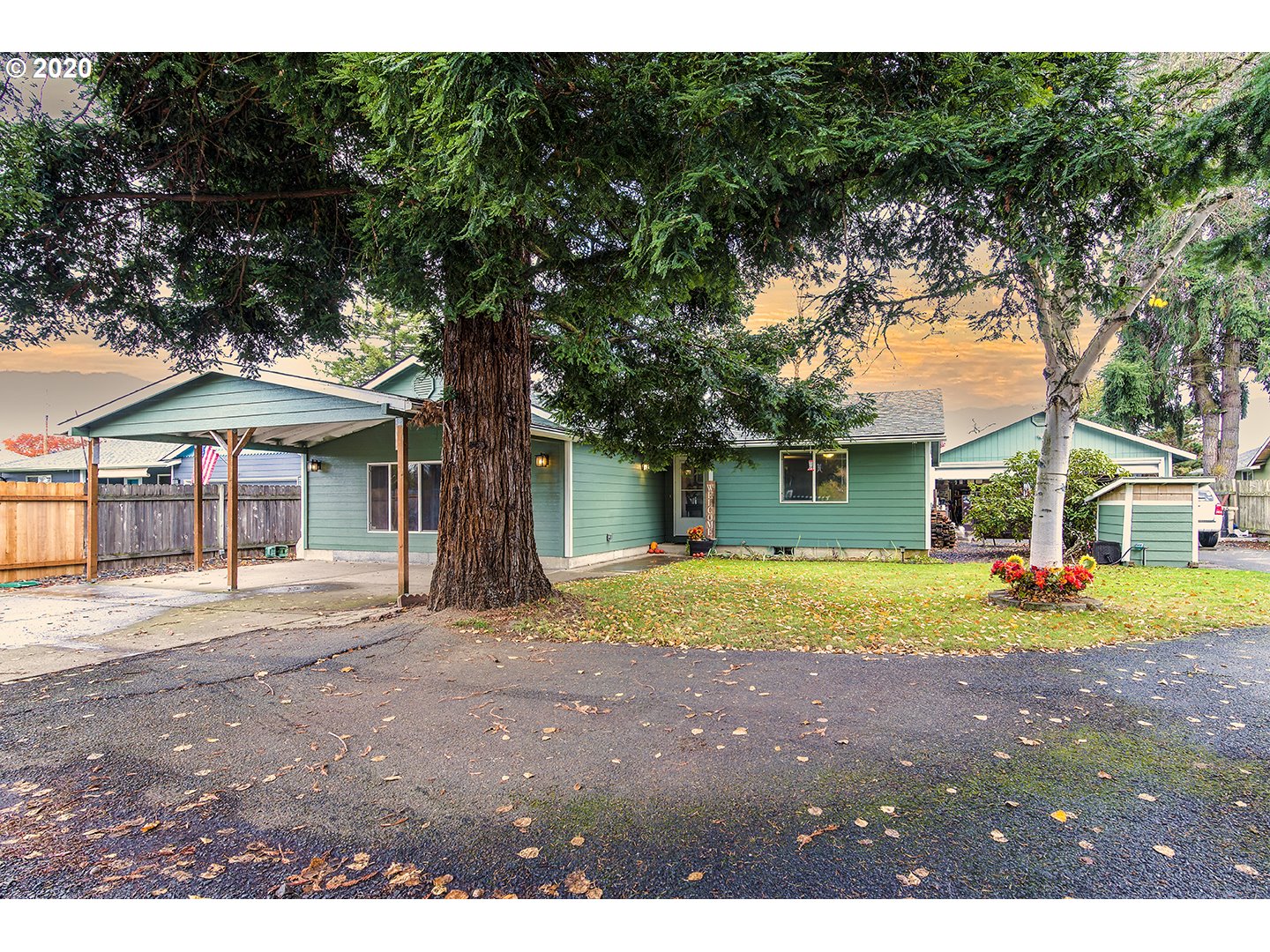 130 Walker Road Lebanon, OR 97355 - Photo 1 of 32 Gallery Image 1