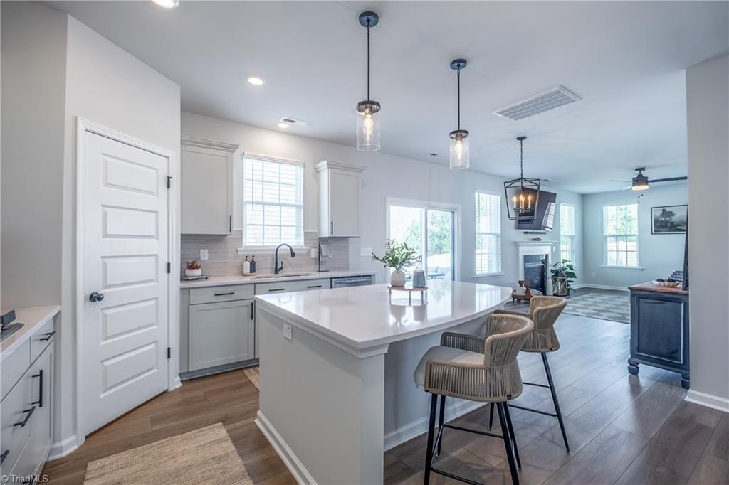2820 Lacy Holt Road Graham, NC 27253 - Photo 9 of 39 Kitchen