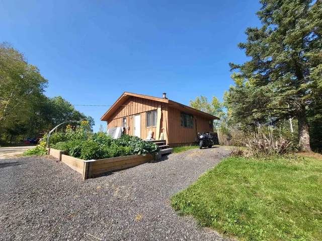 $399,900 | 6821 Barrett Road, Chisholm, MN 55719