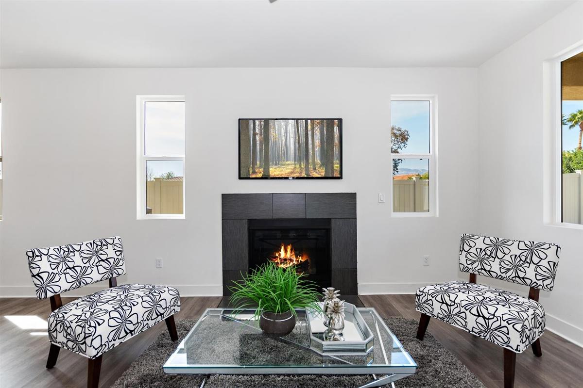 9711 Capiland Road Desert Hot Springs, CA 92240 - Photo 12 of 33 08-Living Room