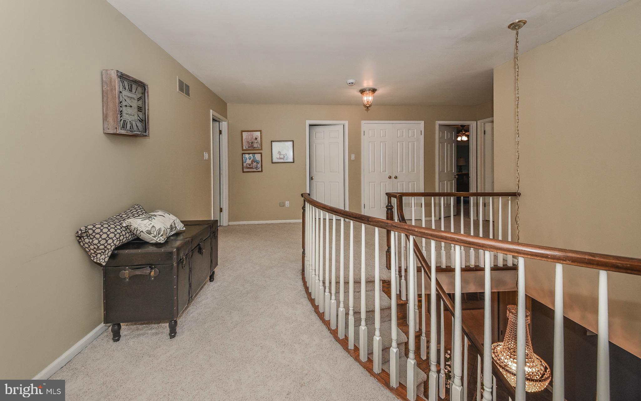 480 Kings Road Yardley, PA 19067 - Photo 32 of 59 Second floor foyer are
