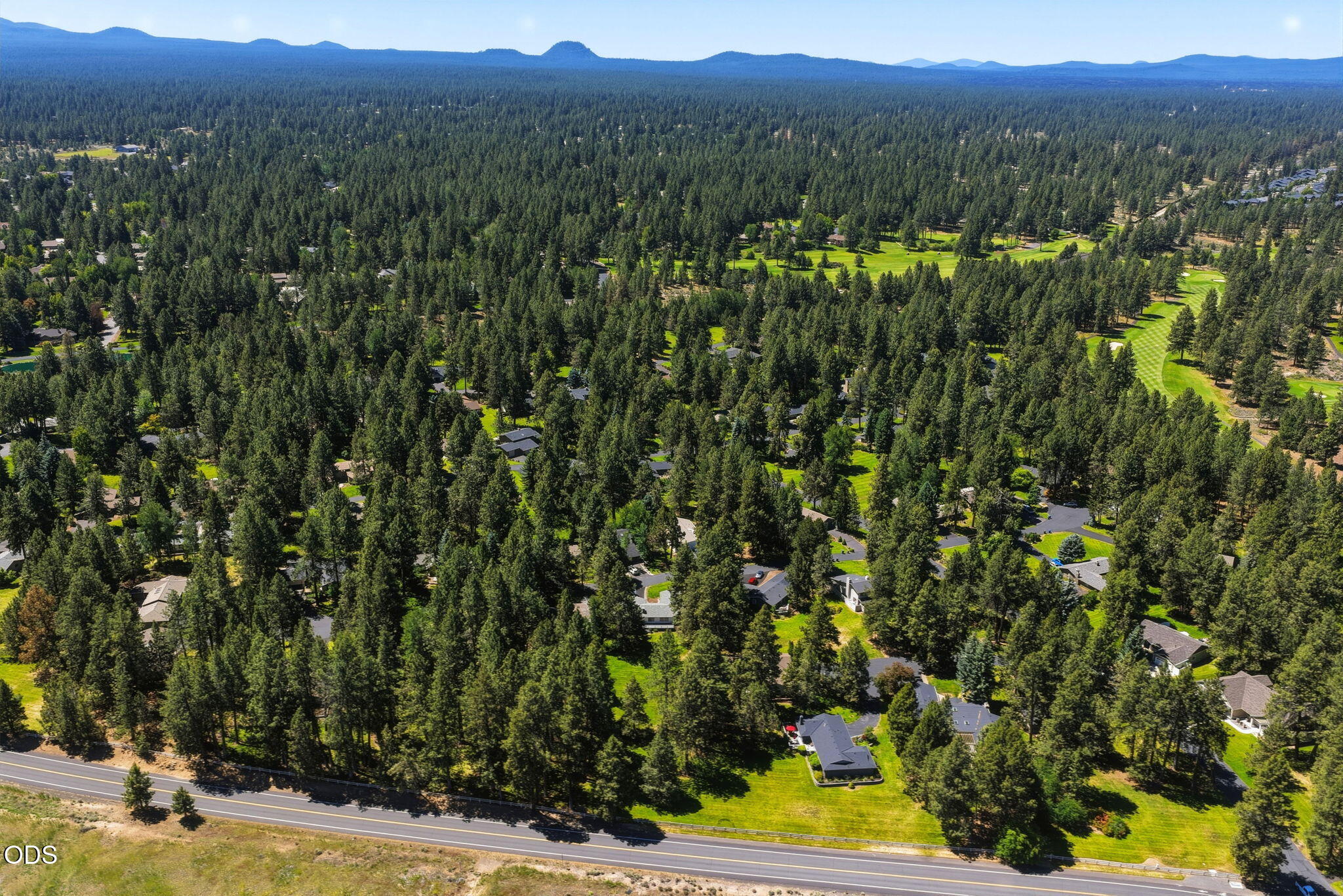 20422 Bullblock Road Bend, OR 97702 - Photo 43 of 45