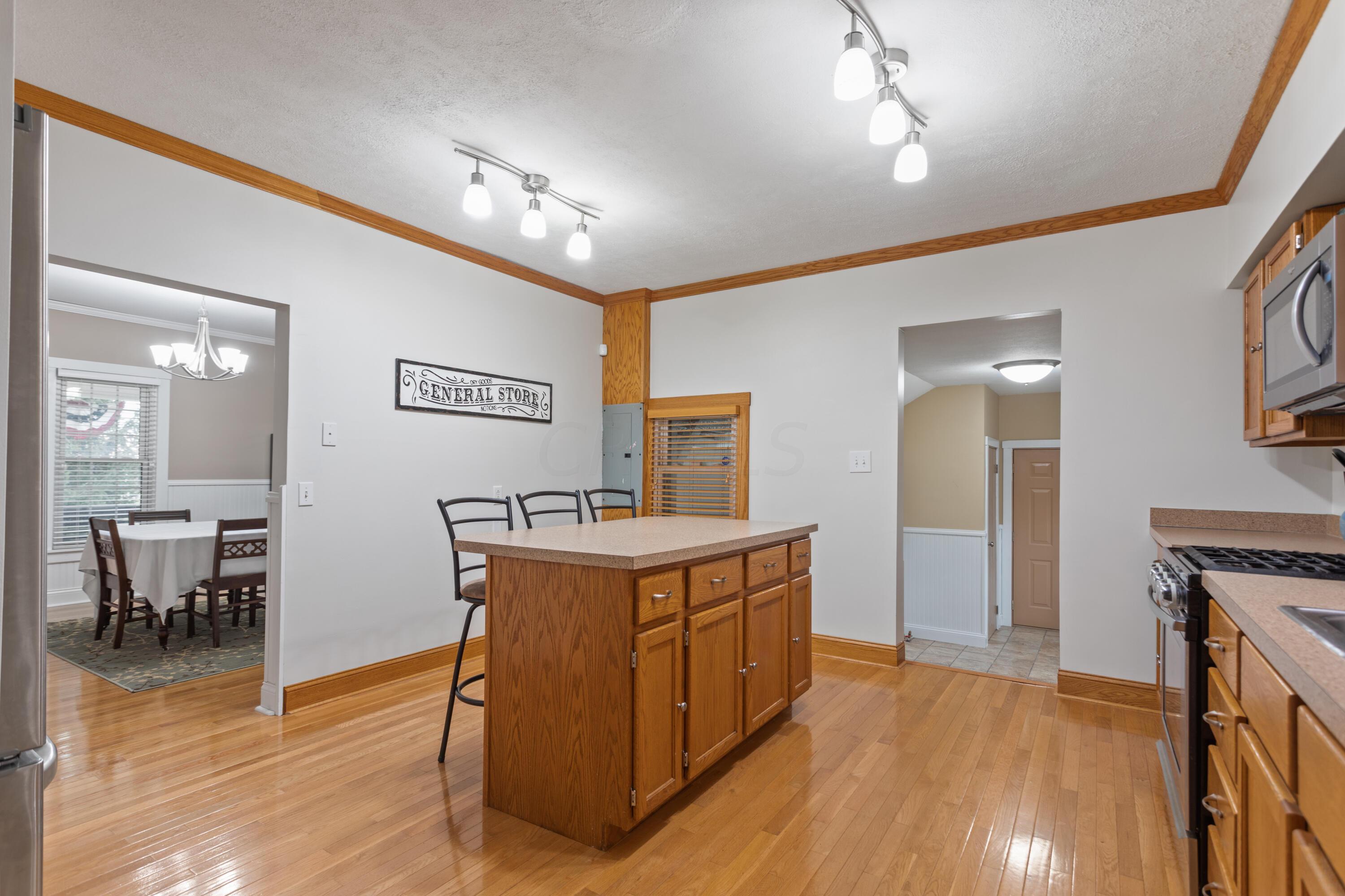 8229 State Rte 207 Mount Sterling, OH 43143 - Photo 6 of 39 Kitchen