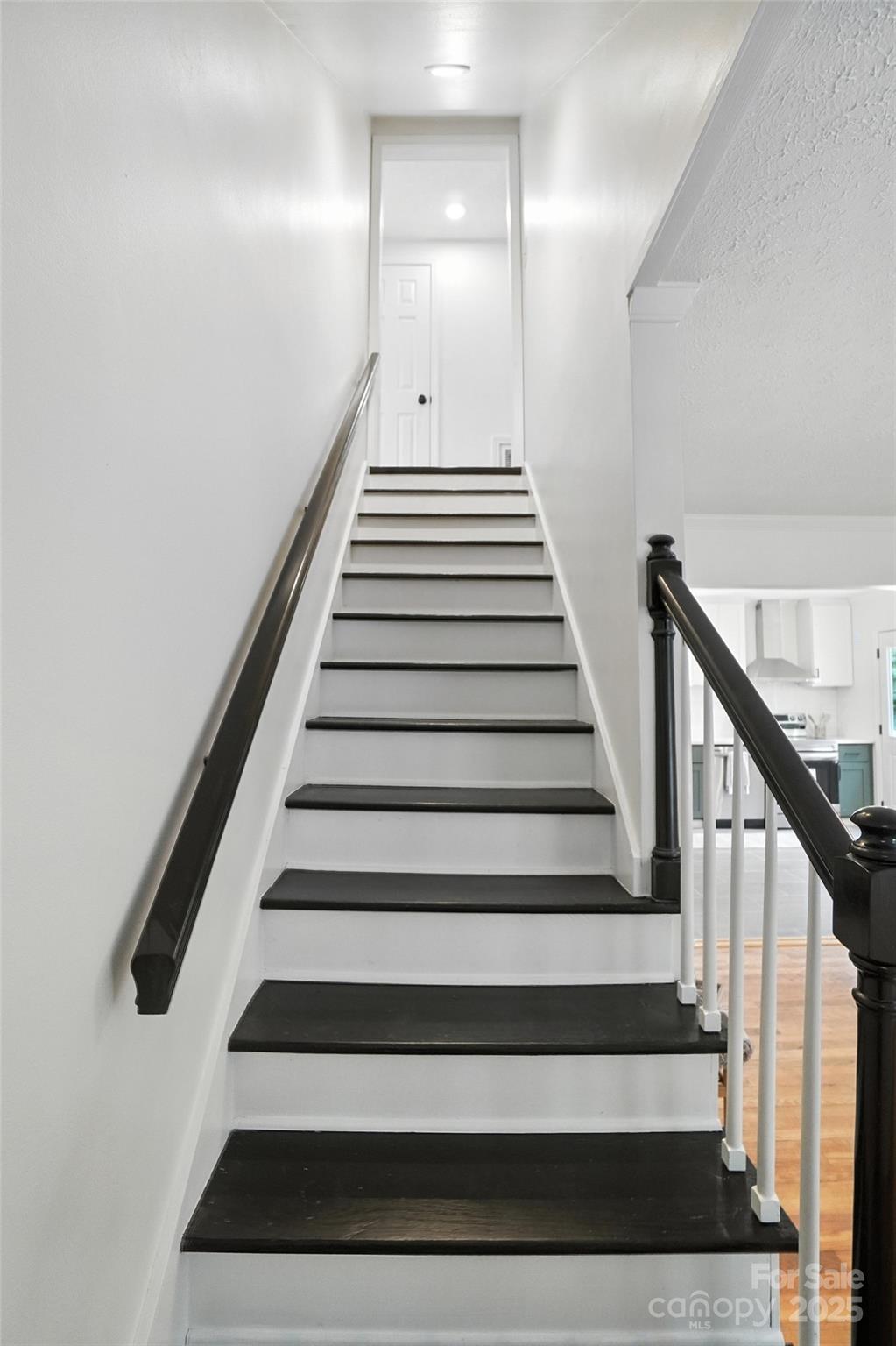 3921 Lake Road Charlotte, NC 28269 - Photo 25 of 38 Gallery Image 25