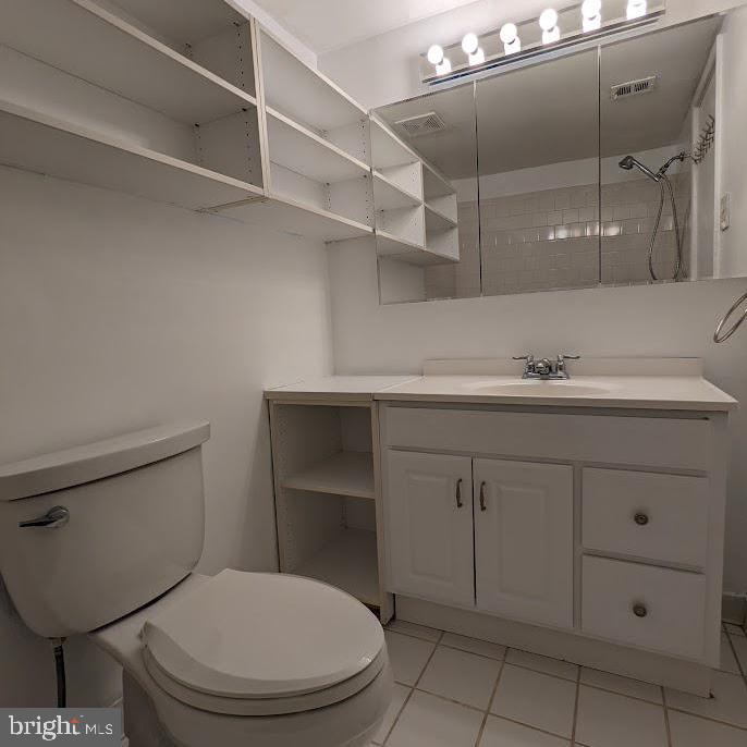 2903 Charing Cross Road, Unit 7 Falls Church, VA 22042 - Photo 7 of 16