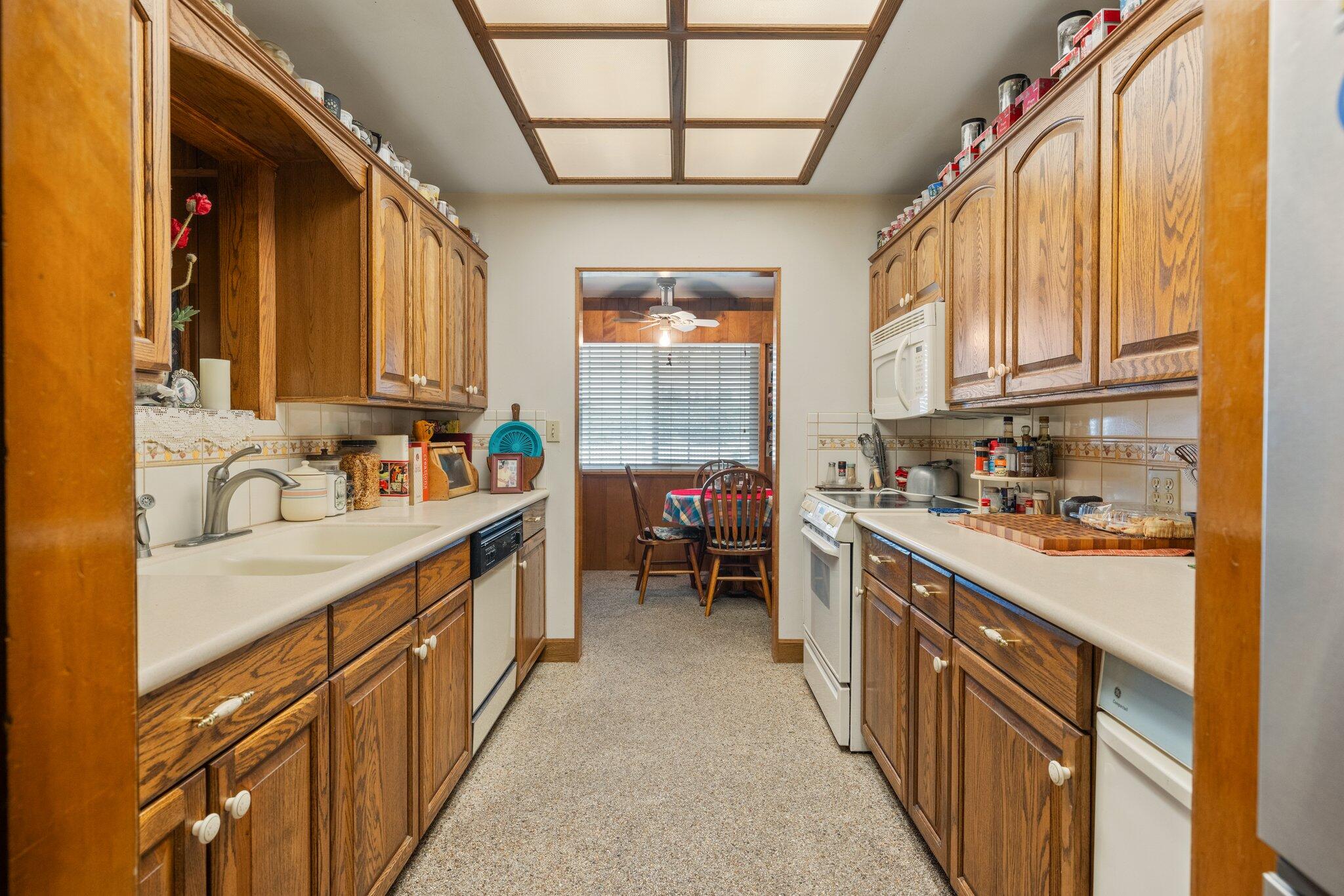 29979 Road 196 Exeter, CA 93221 - Photo 8 of 70 31-web-or-mls-713A0308