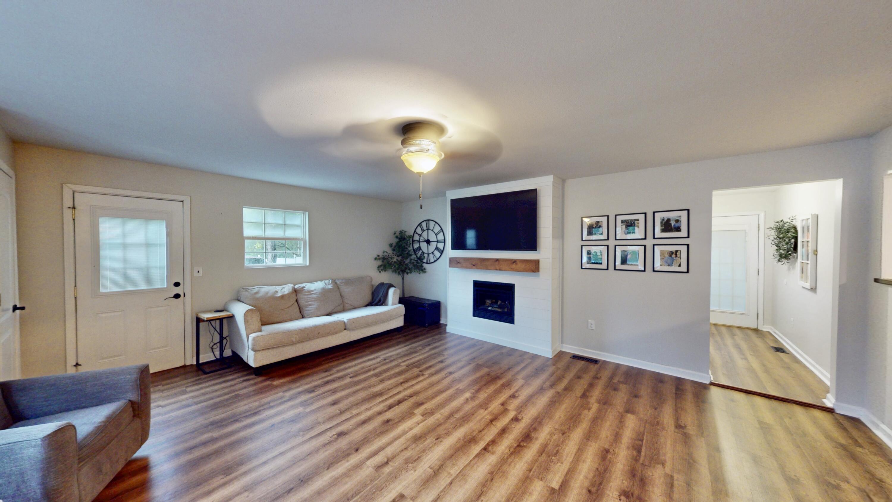 169 Boyd Street Dayton, TN 37321 - Photo 3 of 28 3- Living Room 1.5