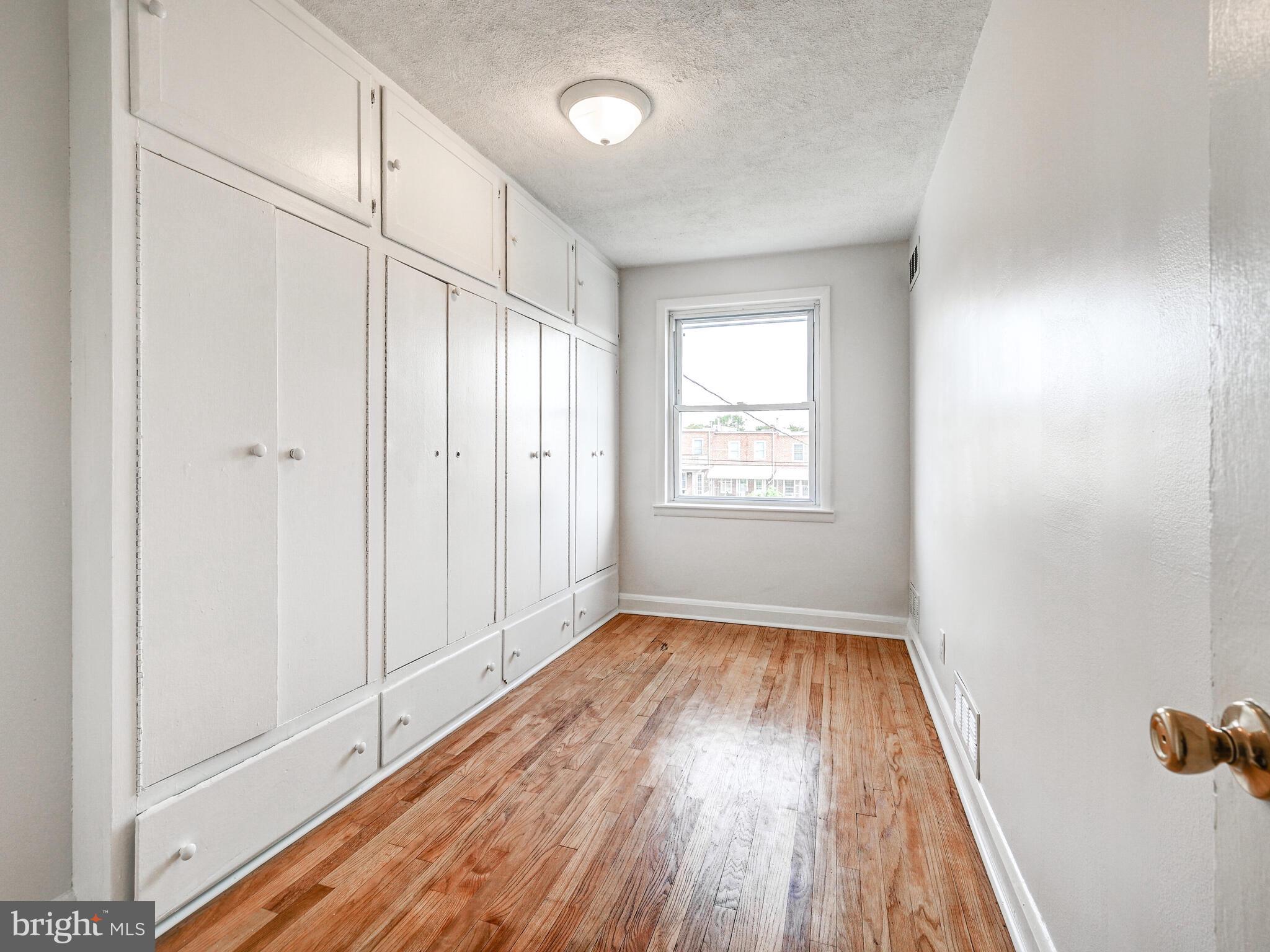 7454 Lawrence Road Dundalk, MD 21222 - Photo 17 of 23 Gallery Image 17