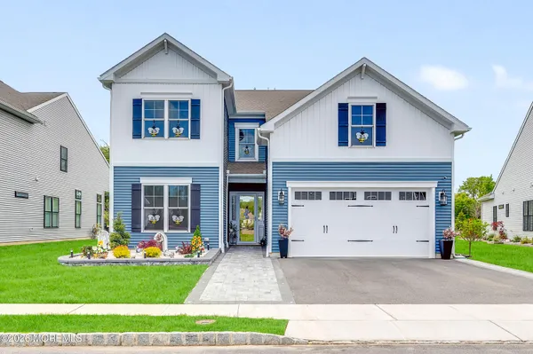 $1,225,000 | 49 Pasture Drive, Farmingdale, NJ 07727