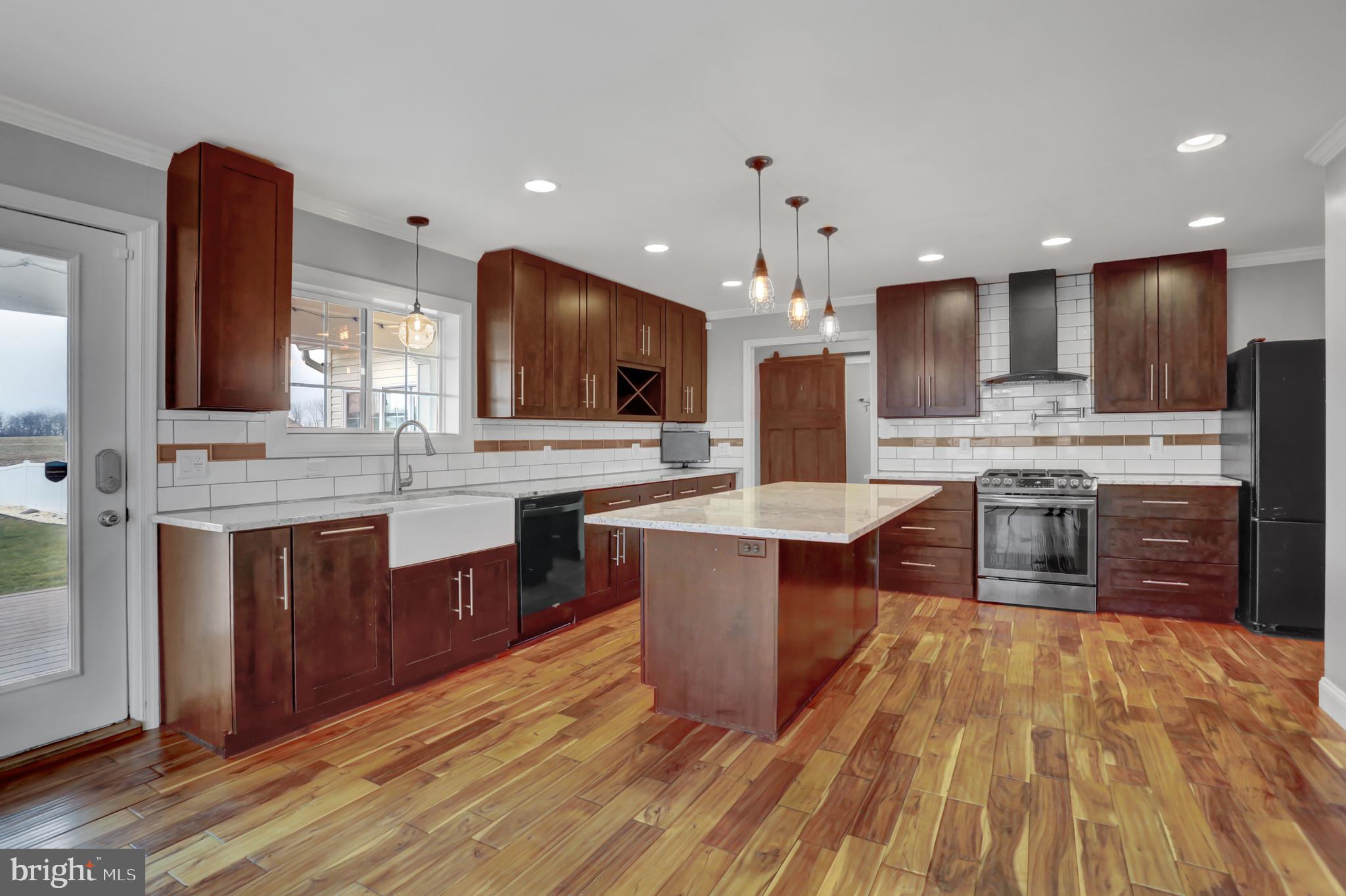 550 Royal Road Palmyra, PA 17078 - Photo 12 of 48 Gallery Image 12
