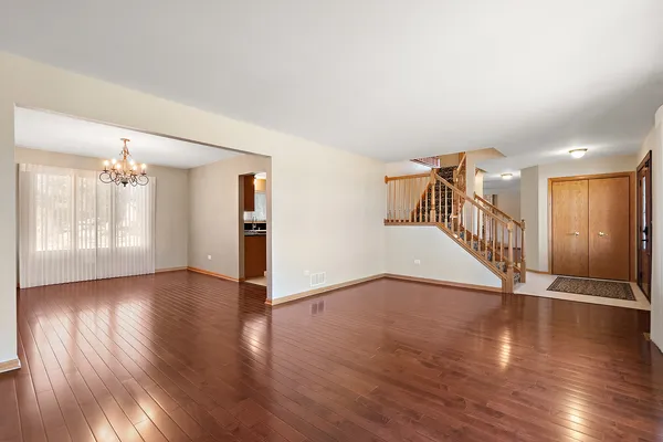 $699,900 | 17915 Crooked Creek Court, Orland Park, IL 60467