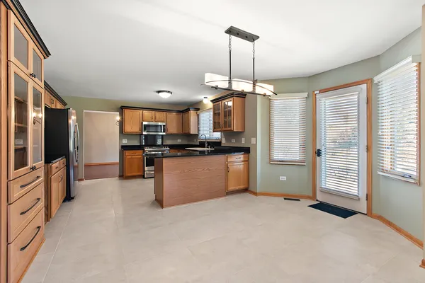$699,900 | 17915 Crooked Creek Court, Orland Park, IL 60467