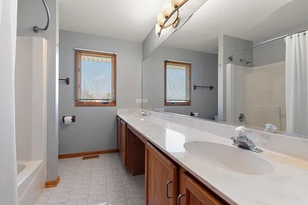 $699,900 | 17915 Crooked Creek Court, Orland Park, IL 60467