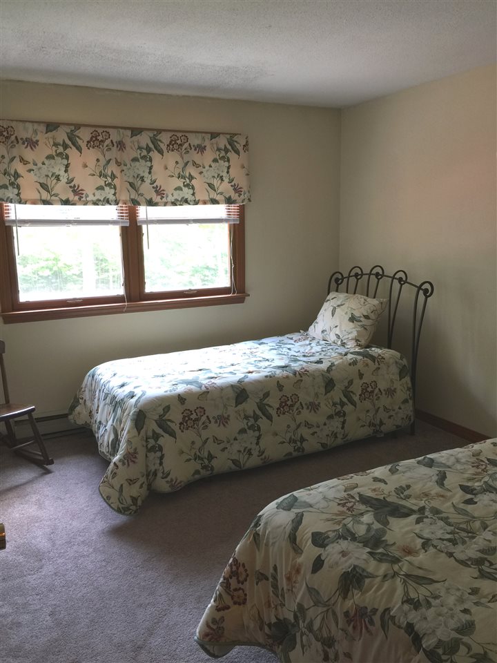 545 New Boston Road Bedford, NH 03110 - Photo 14 of 28