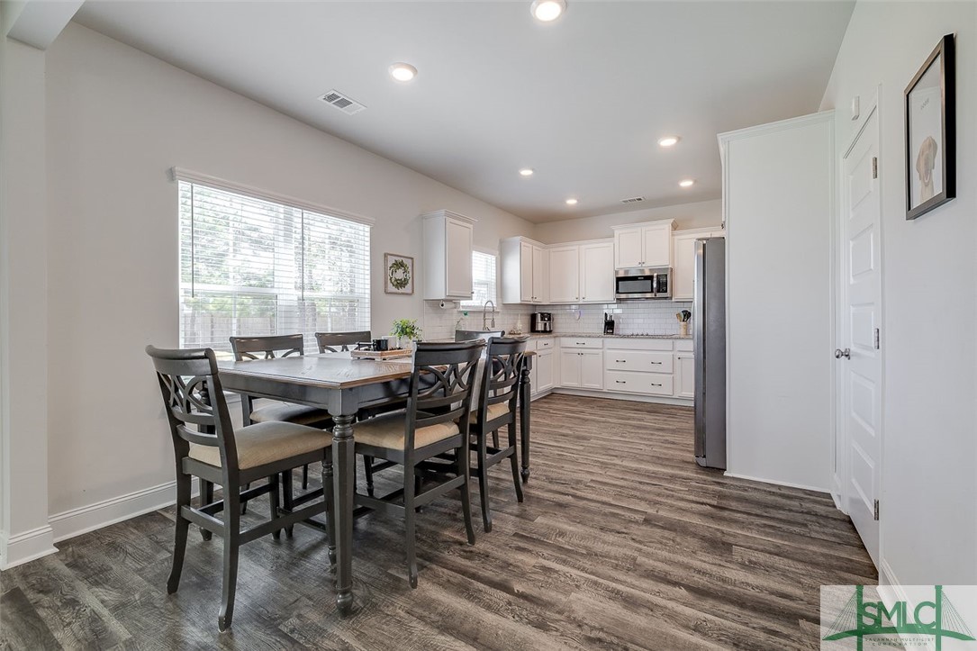 55 Saddlebrush Road Ellabell, GA 31308 - Photo 21 of 50 Dining area with kitchen beyond